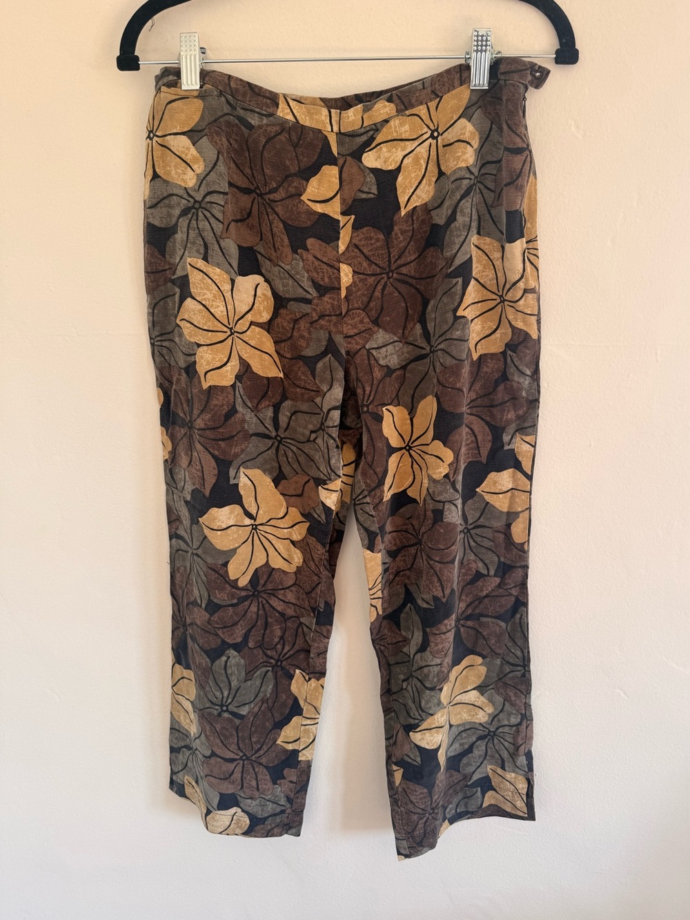 Tommy Bahama Brown and Tan Floral Print Pants
